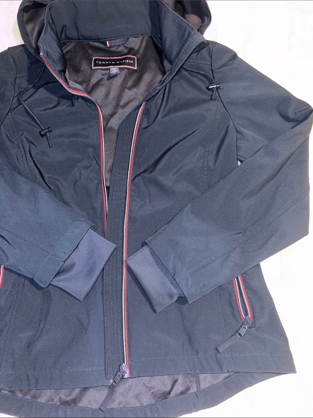 Womens Tommy Hilfiger Navy Hooded Rain Coat/Windbreaker with Red/white Trim - Picture 2 of 7